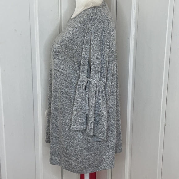 LOFT•TOP - Picture 3 of 6